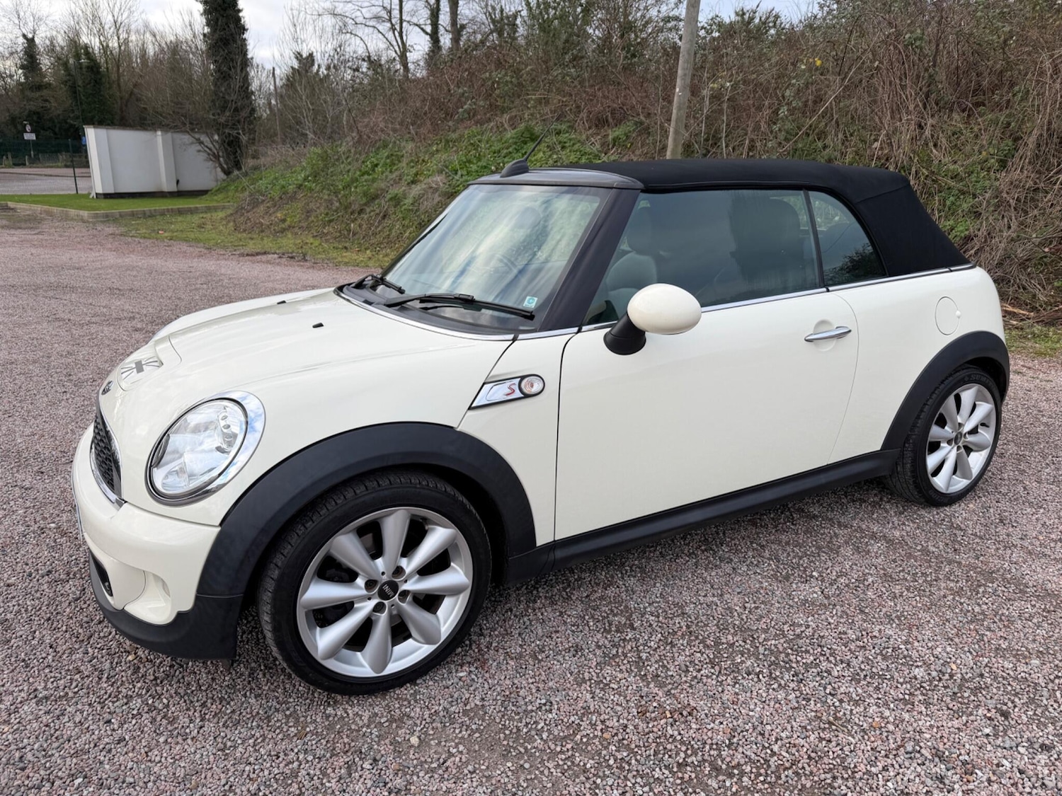 Used MINI Convertible 2012 for sale - 77346305: Photo 17