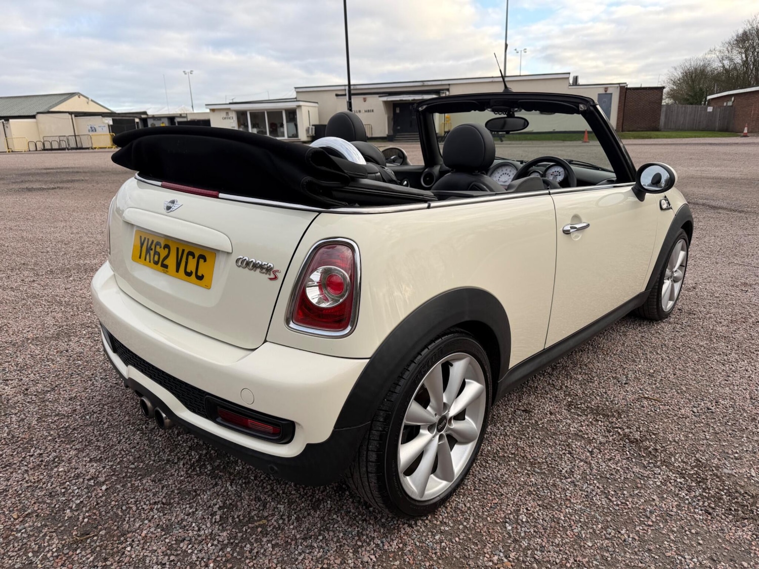 Used MINI Convertible 2012 for sale - 77346305: Photo 6