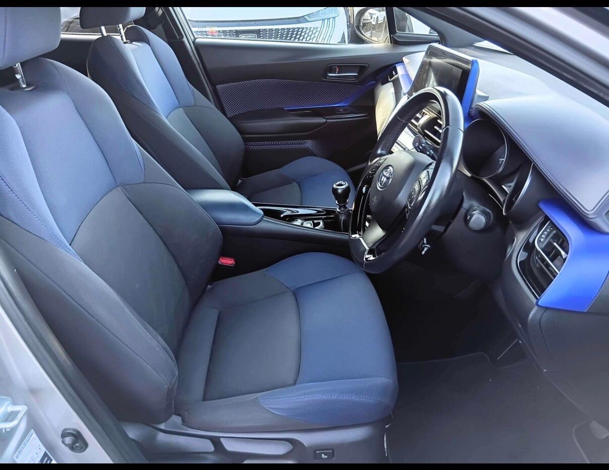Used Toyota C-HR 2018 for sale - 77436294: Photo 5