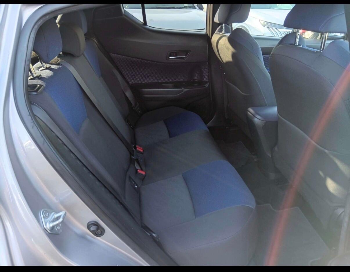 Used Toyota C-HR 2018 for sale - 77436294: Photo 6