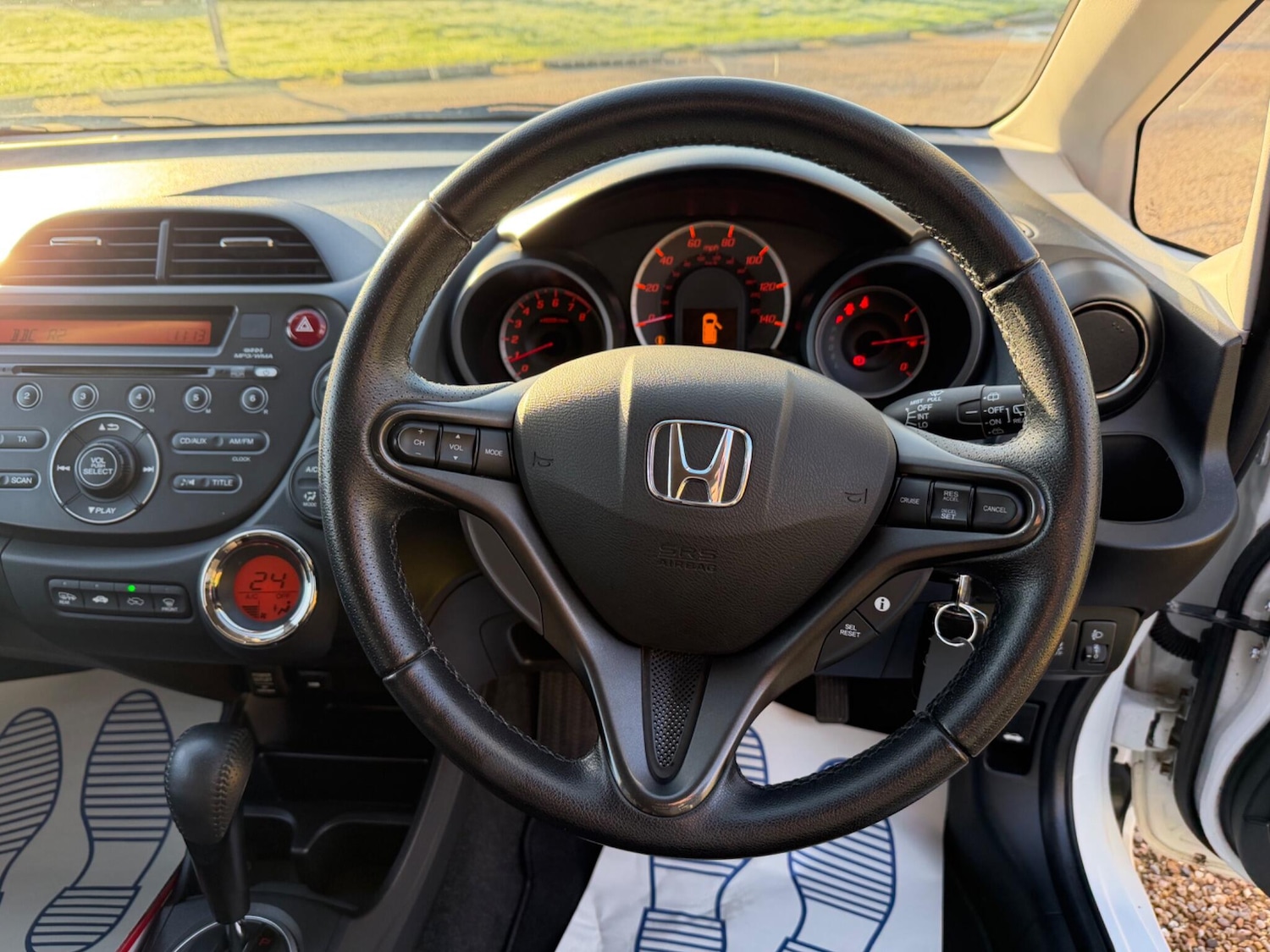 Used Honda Jazz 2015 for sale - 77346298: Photo 12