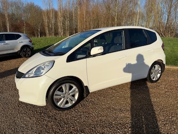 Used Honda Jazz 2015 for sale - 77346298: Photo