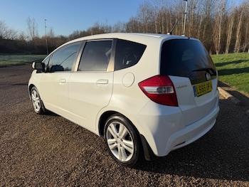 Used Honda Jazz 2015 for sale - 77346298: Photo