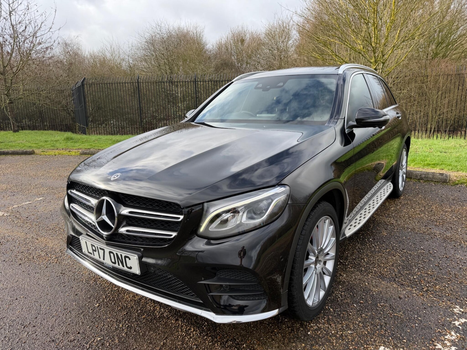 Used Mercedes-Benz GLC 2017 for sale - 77533658: Photo 2