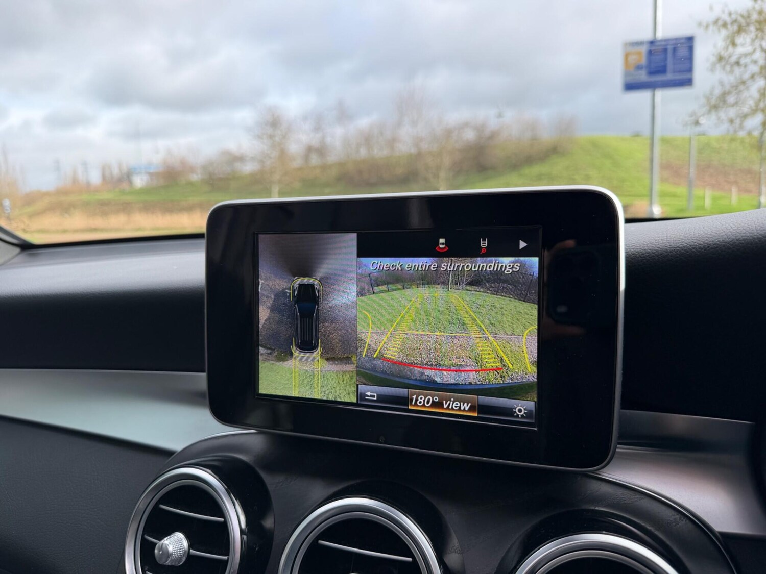 Used Mercedes-Benz GLC 2017 for sale - 77533658: Photo 37