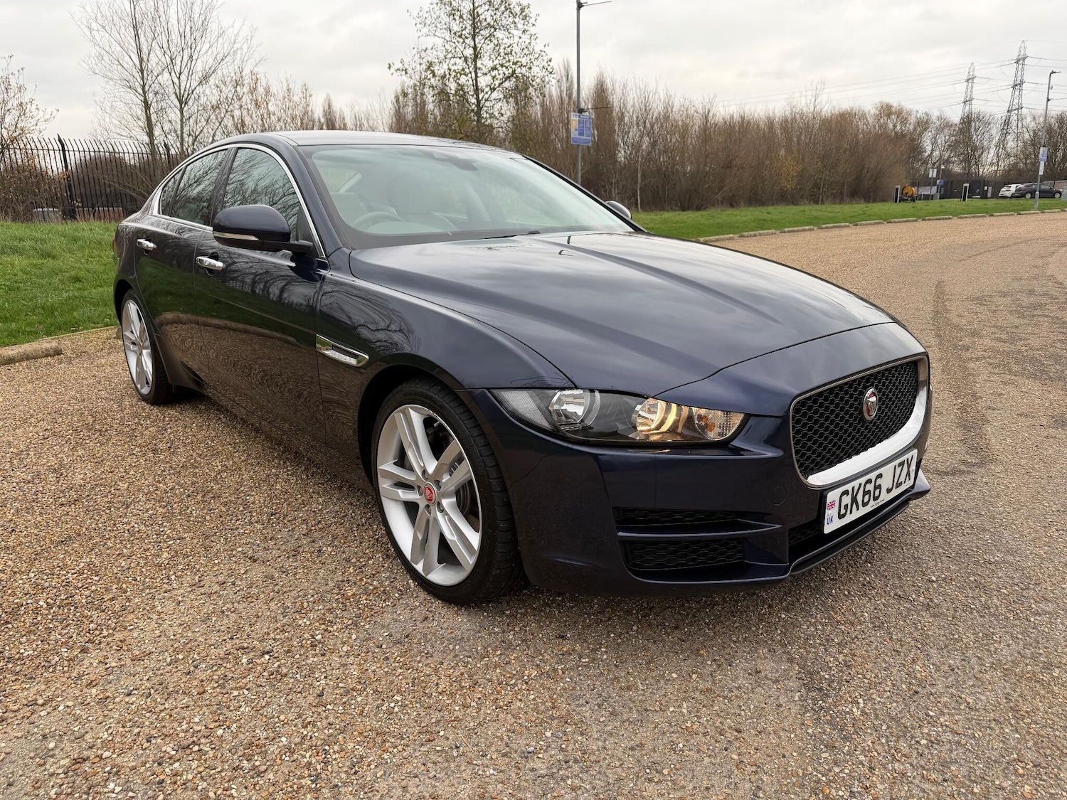 Used Jaguar XE 2016 for sale - 77346293: Photo 10