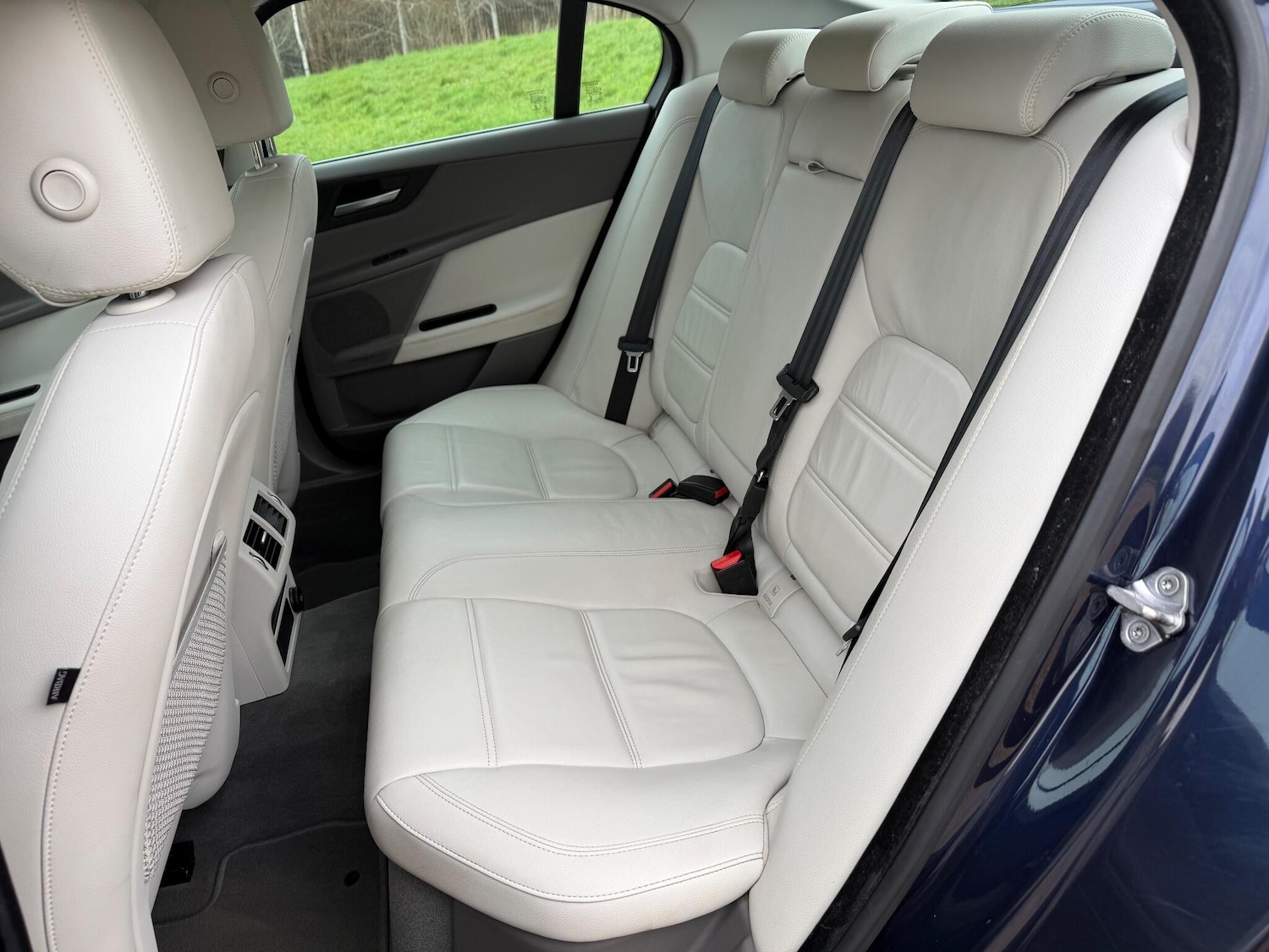 Used Jaguar XE 2016 for sale - 77346293: Photo 23