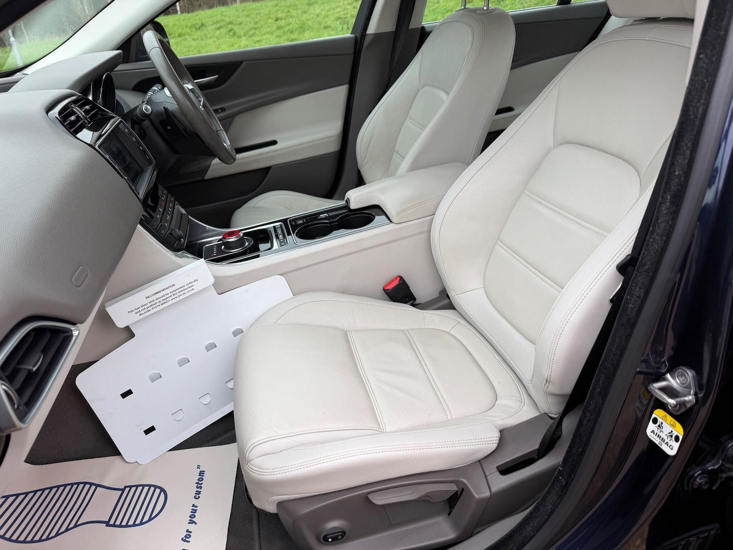 Used Jaguar XE 2016 for sale - 77346293: Photo 24