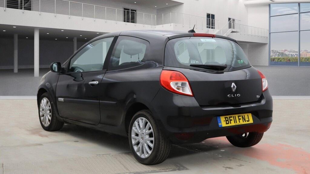 Used Renault Clio 2011 for sale - 78100791: Photo 2