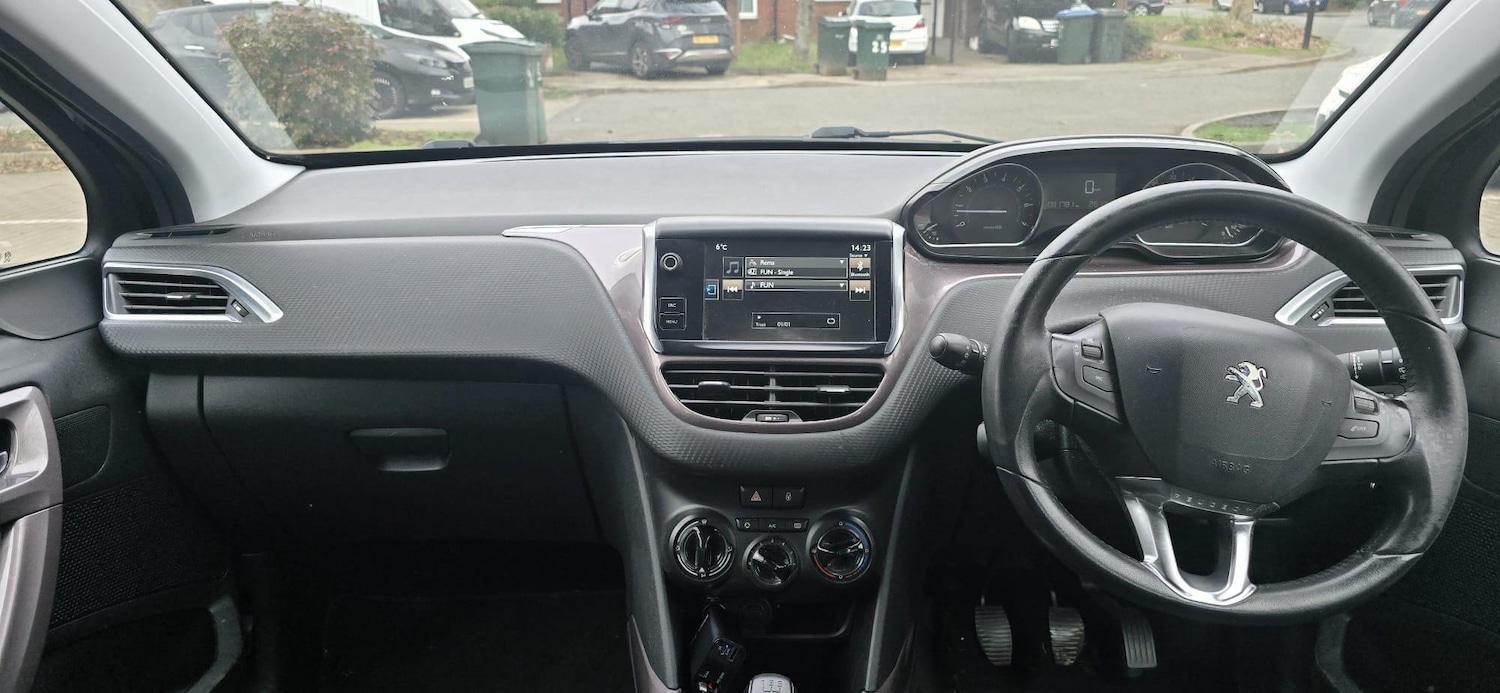 Used Peugeot 2008 2015 for sale - 77754041: Photo 14