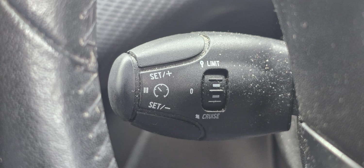 Used Peugeot 2008 2015 for sale - 77754041: Photo 21