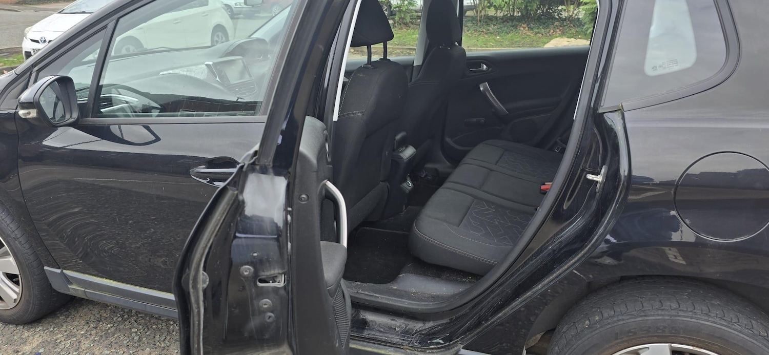 Used Peugeot 2008 2015 for sale - 77754041: Photo 31