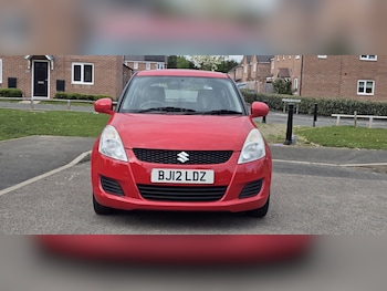 Used Suzuki Swift 2012 for sale - 78347732: Photo