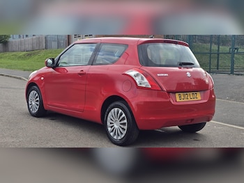 Used Suzuki Swift 2012 for sale - 78347732: Photo