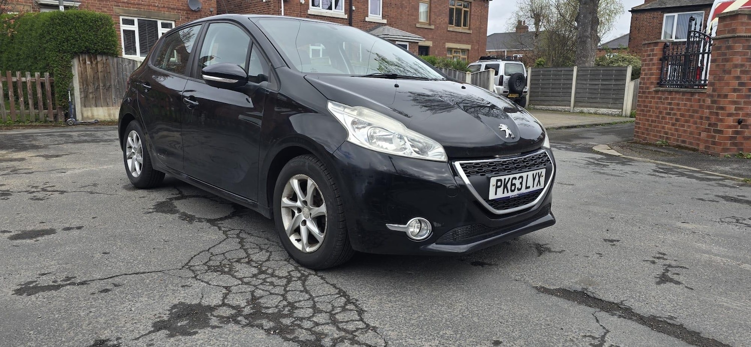 Used Peugeot 208 for sale - 78214332: Photo 1