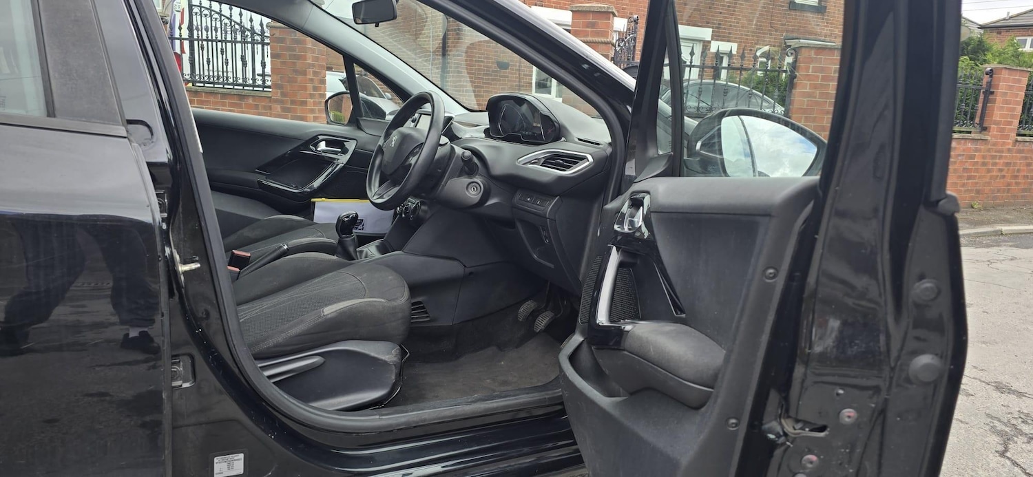 Used Peugeot 208 for sale - 78214332: Photo 10