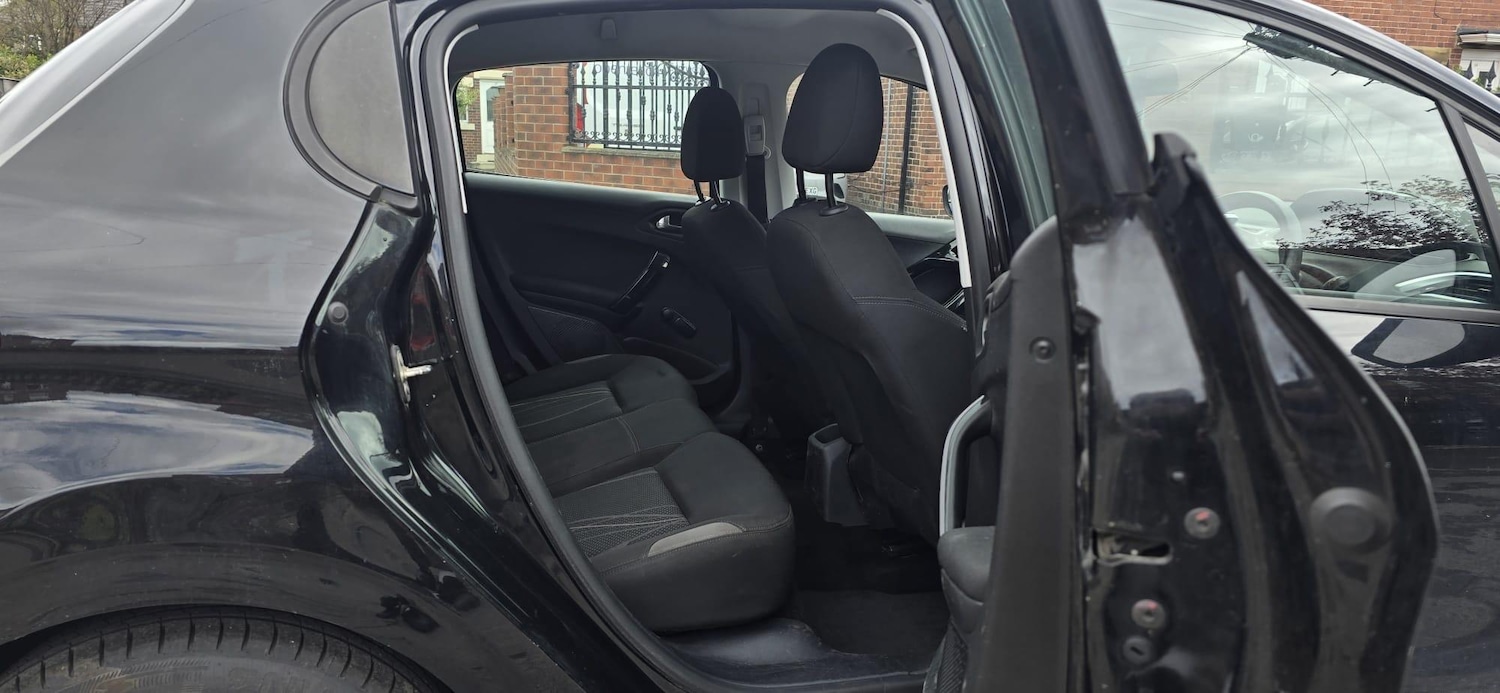 Used Peugeot 208 for sale - 78214332: Photo 12