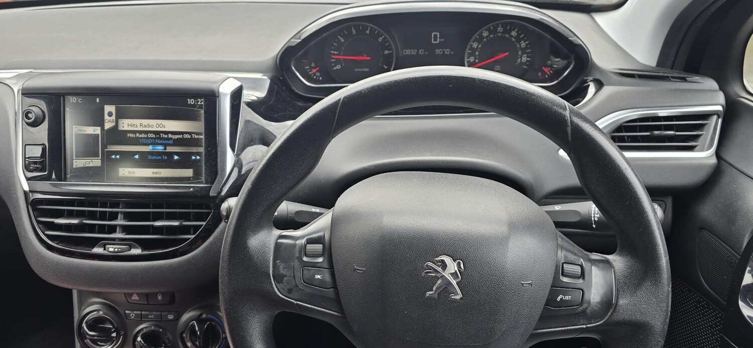 Used Peugeot 208 for sale - 78214332: Photo 21