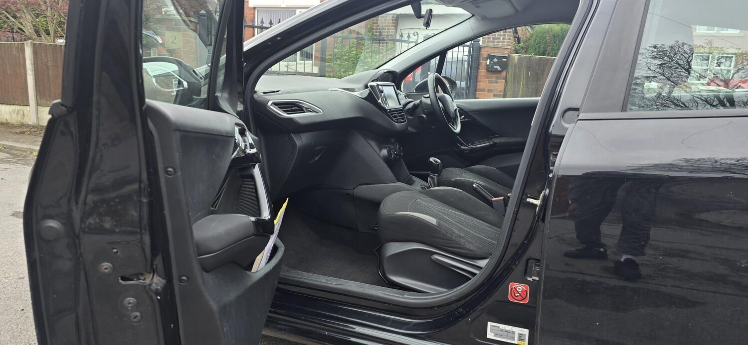 Used Peugeot 208 for sale - 78214332: Photo 23