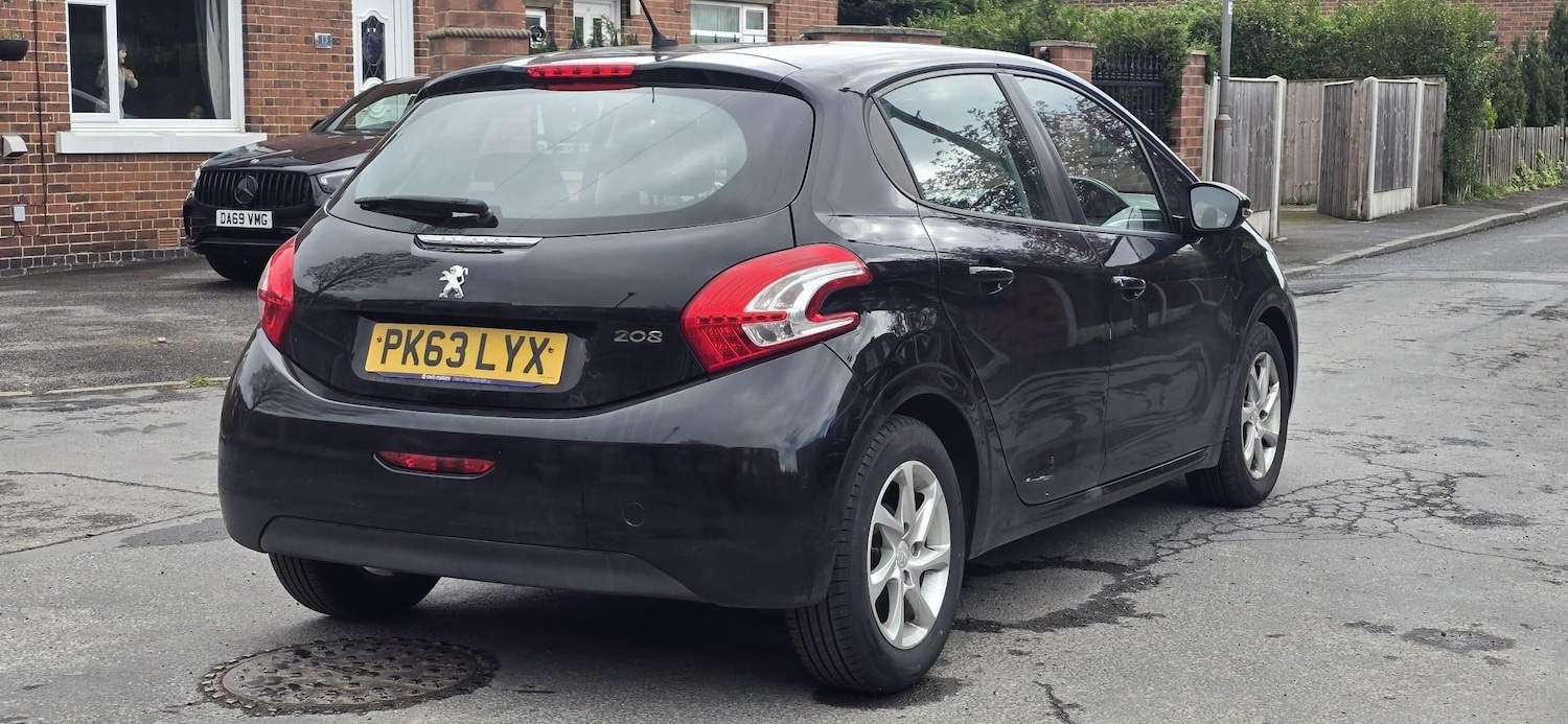 Used Peugeot 208 for sale - 78214332: Photo 8