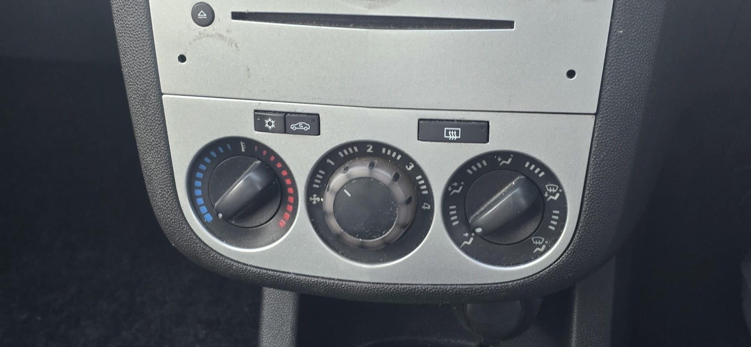 Used Vauxhall Corsa for sale - 77957175: Photo 22