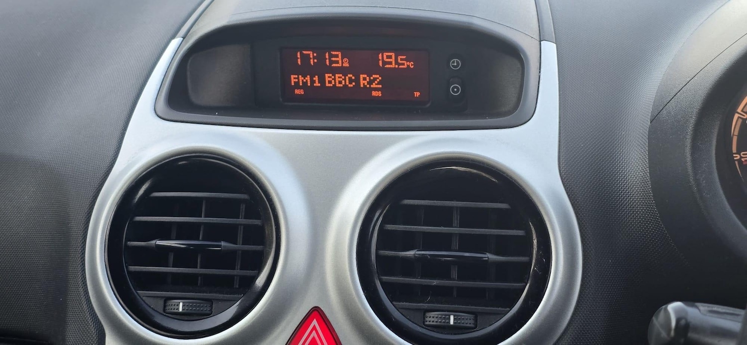 Used Vauxhall Corsa for sale - 77957175: Photo 24