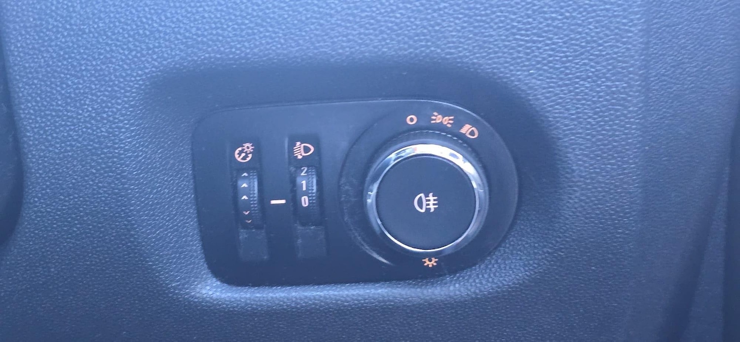 Used Vauxhall Corsa for sale - 77957175: Photo 27