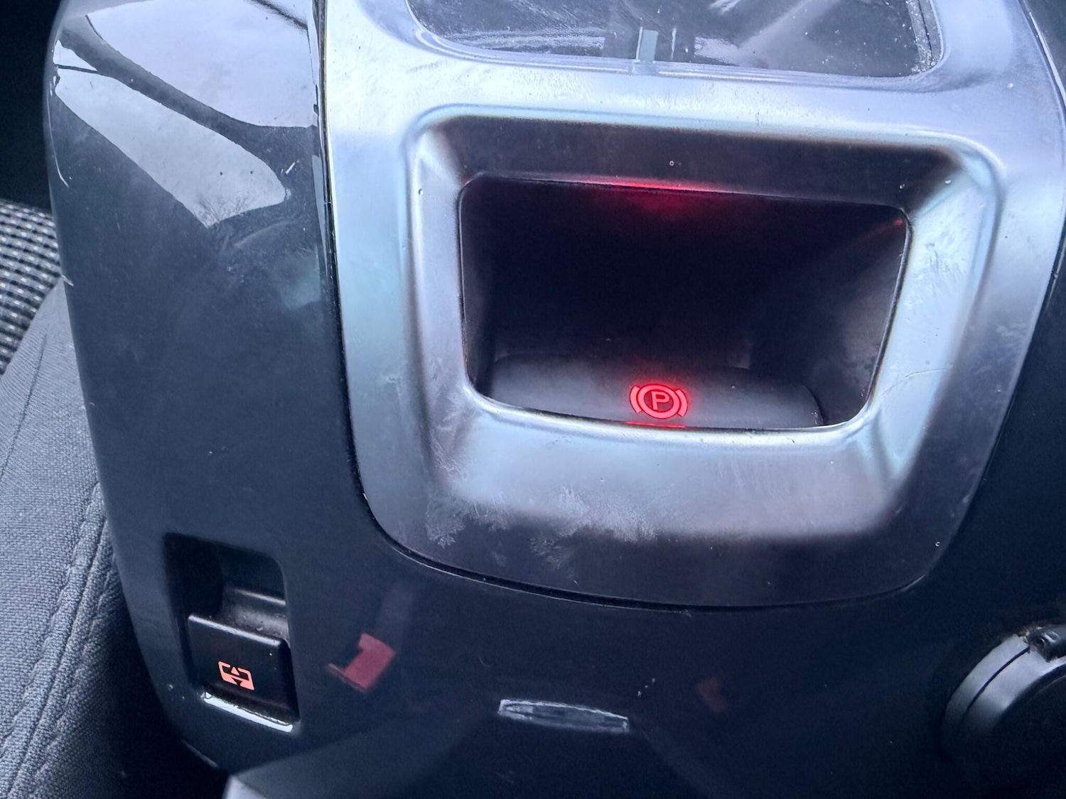 Used Peugeot 5008 2014 for sale - 77645910: Photo 18