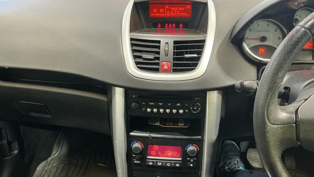 Used Peugeot 207 2010 for sale - 78204730: Photo 9