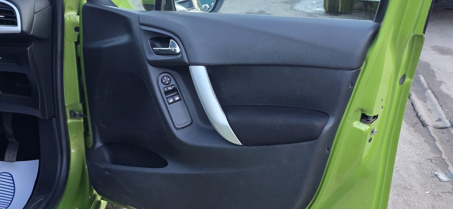 Used Citroen C3 2010 for sale - 77753403: Photo 34