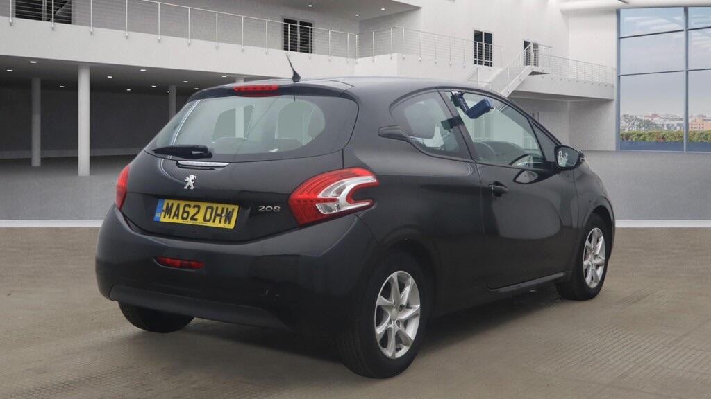 Used Peugeot 208 2012 for sale - 77898397: Photo 4