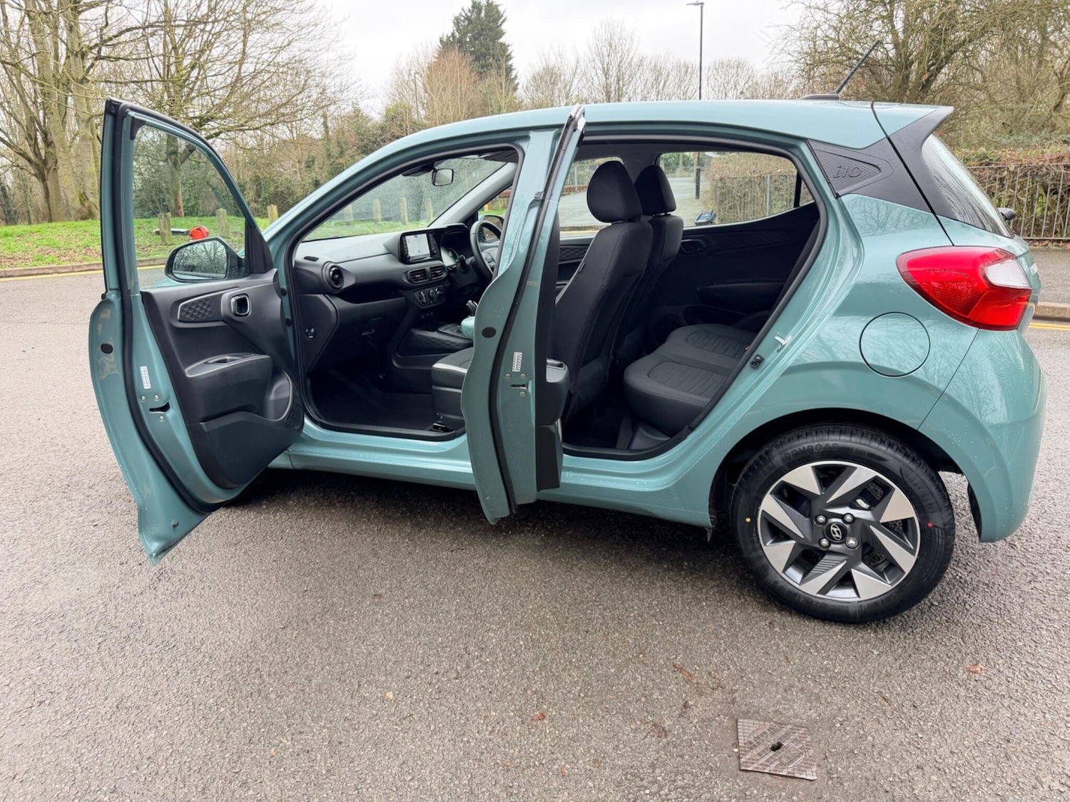 Used Hyundai i10 2024 for sale - 77709872: Photo 12