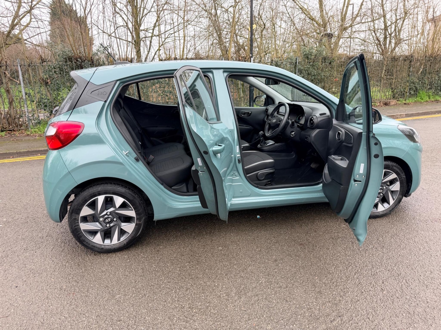 Used Hyundai i10 2024 for sale - 77709872: Photo 16