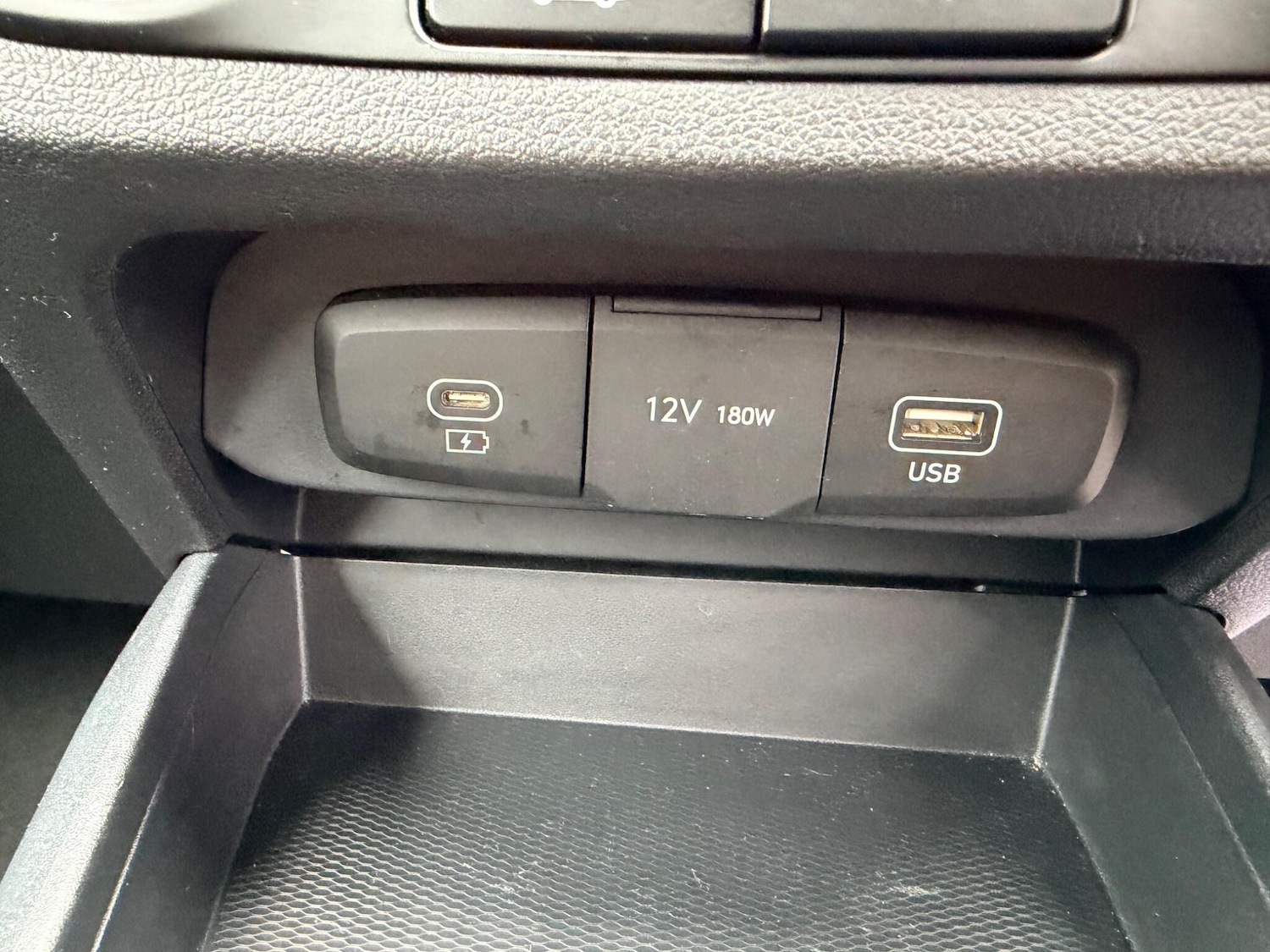 Used Hyundai i10 2024 for sale - 77709872: Photo 30