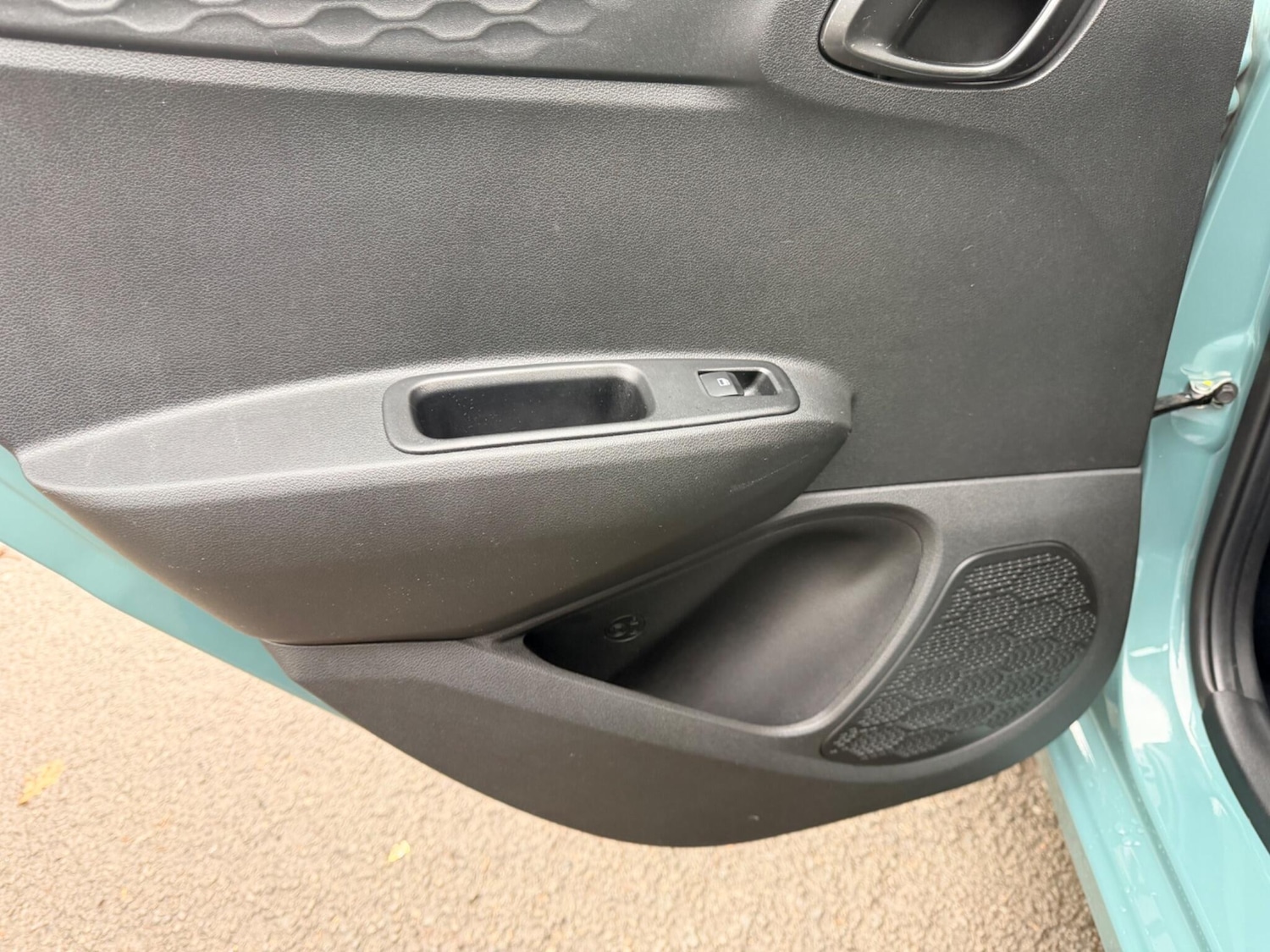 Used Hyundai i10 2024 for sale - 77709872: Photo 41