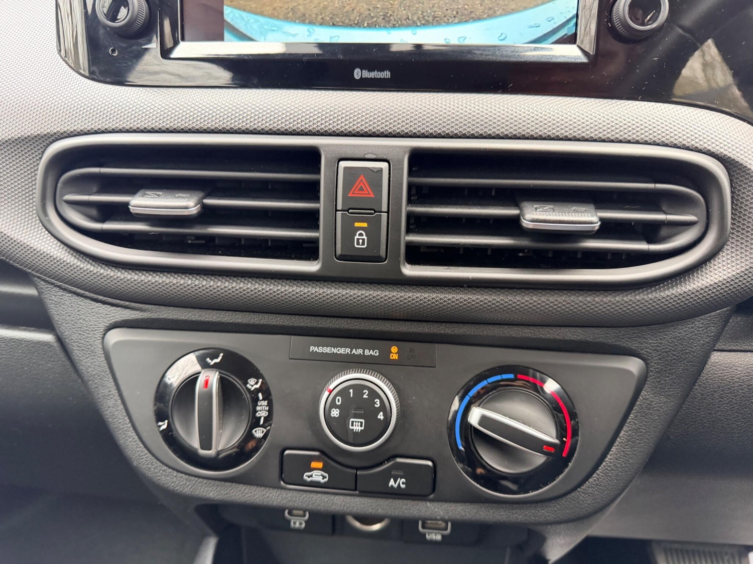 Used Hyundai i10 2024 for sale - 77709872: Photo 87