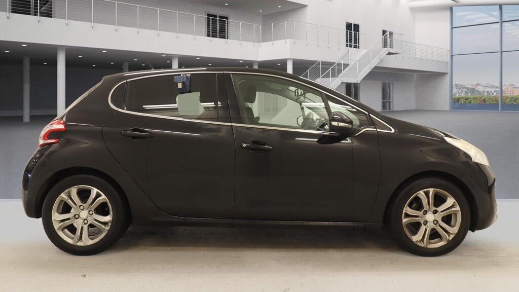 Used Peugeot 208 2012 for sale - 78033821: Photo 5