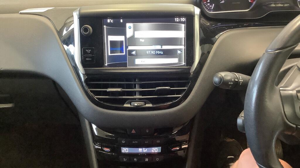 Used Peugeot 208 2012 for sale - 78033821: Photo 9