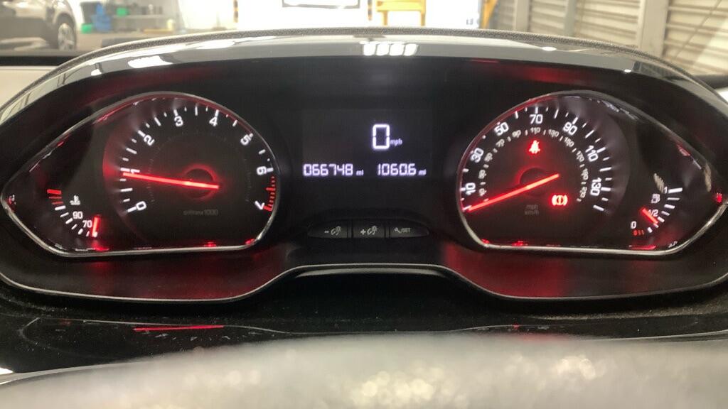 Used Peugeot 208 2013 for sale - 77957392: Photo 10