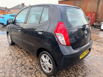 Used Hyundai i10 2010 for sale - 77646431: Photo