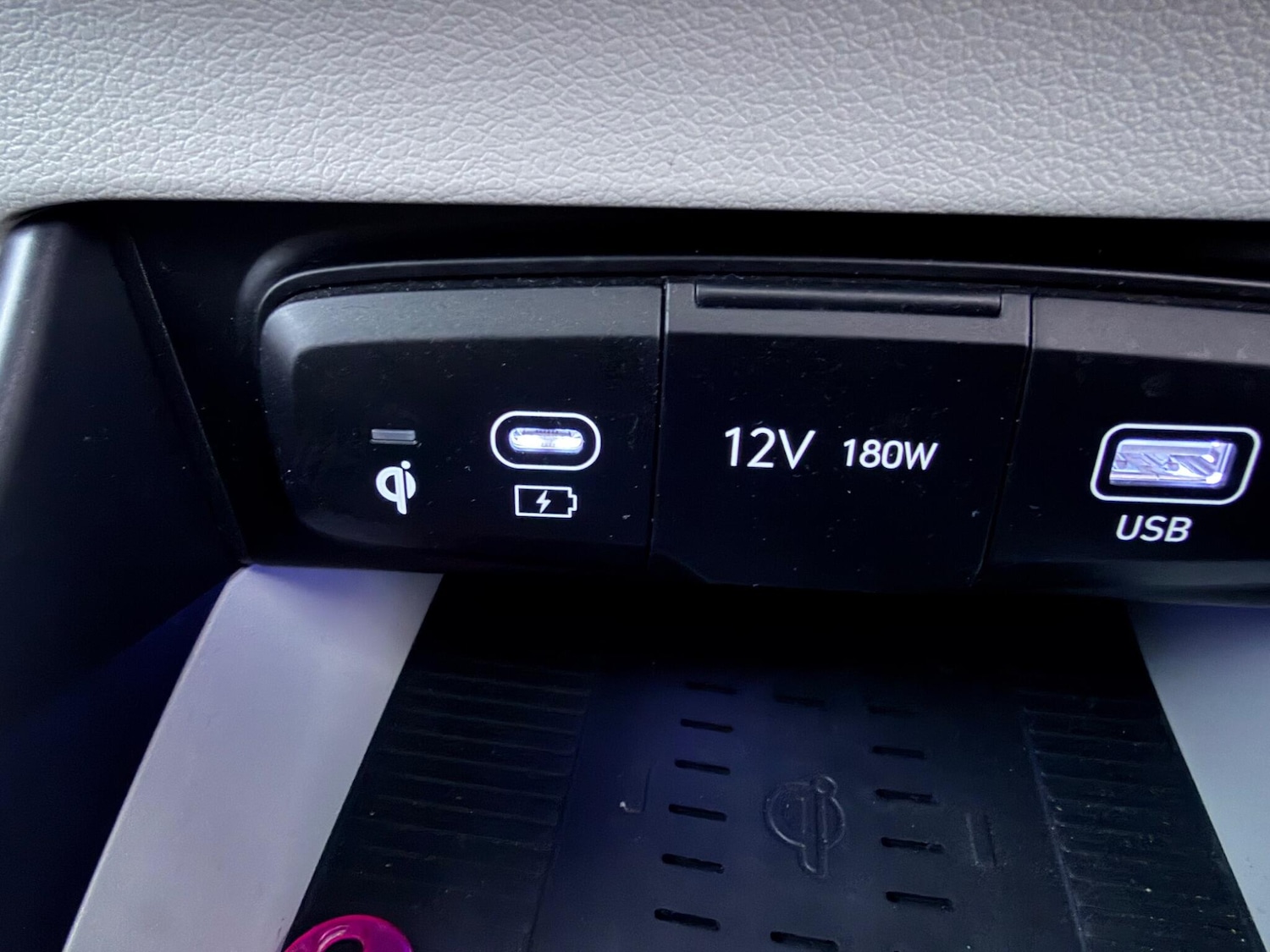 Used Hyundai i20 2024 for sale - 77646194: Photo 39