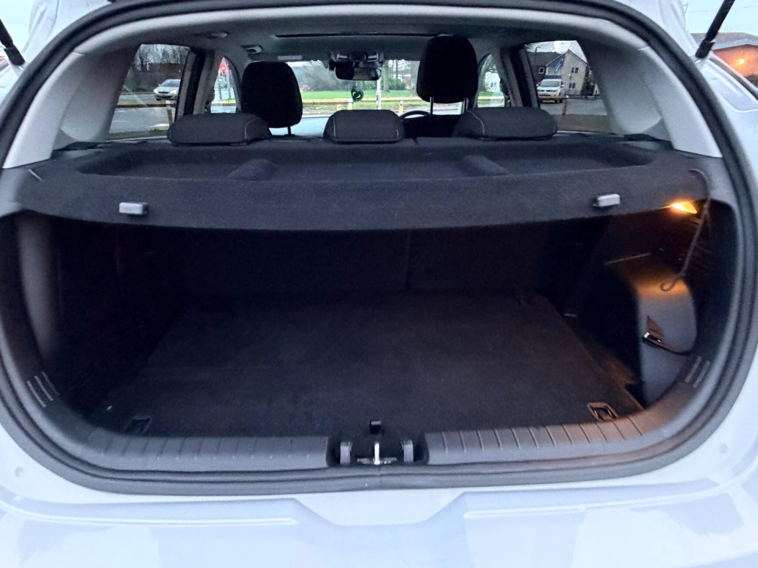 Used Hyundai i20 2024 for sale - 77646194: Photo 72