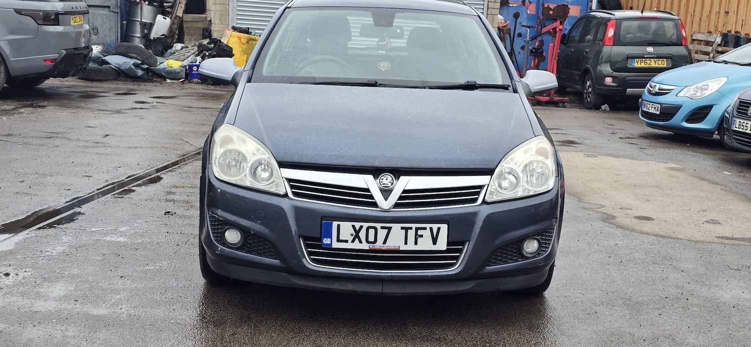 Used Vauxhall Astra 2007 for sale - 77645979: Photo 2