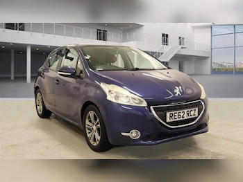 Used Peugeot 208 2012 for sale - 77696718: Photo