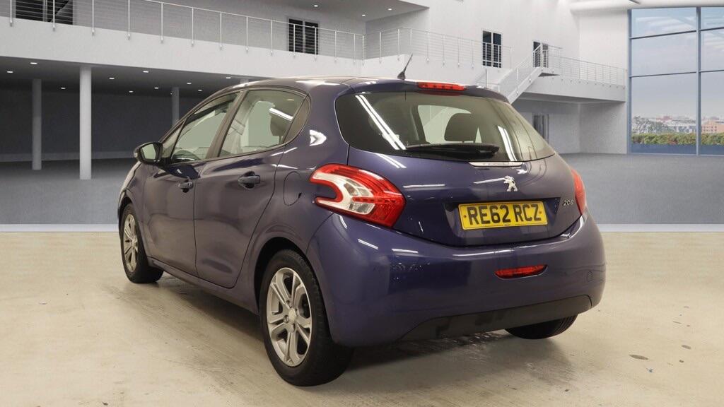 Used Peugeot 208 2012 for sale - 77696718: Photo 3