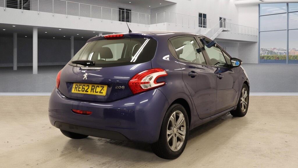Used Peugeot 208 2012 for sale - 77696718: Photo 4