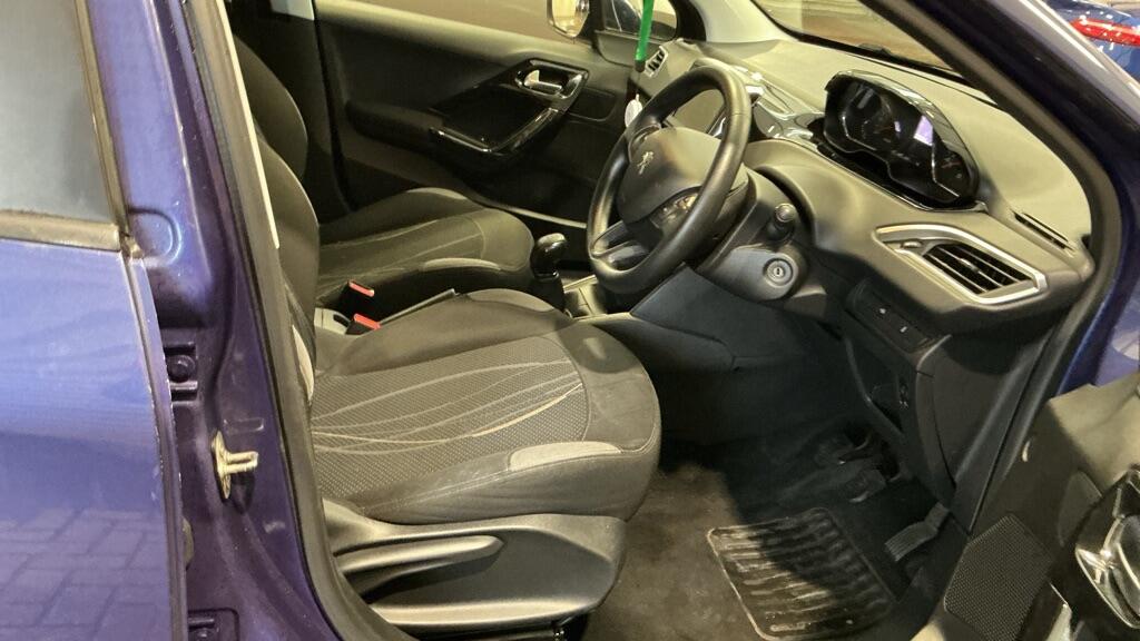 Used Peugeot 208 2012 for sale - 77696718: Photo 9