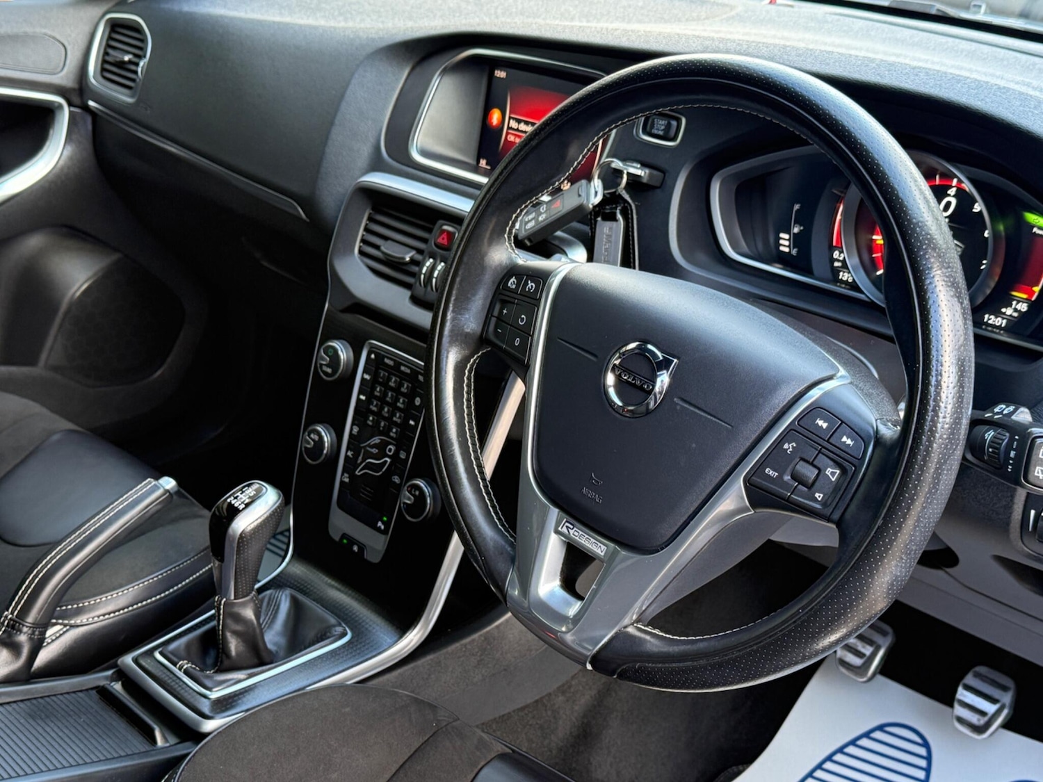 Used Volvo V40 2018 for sale - 76314802: Photo 13