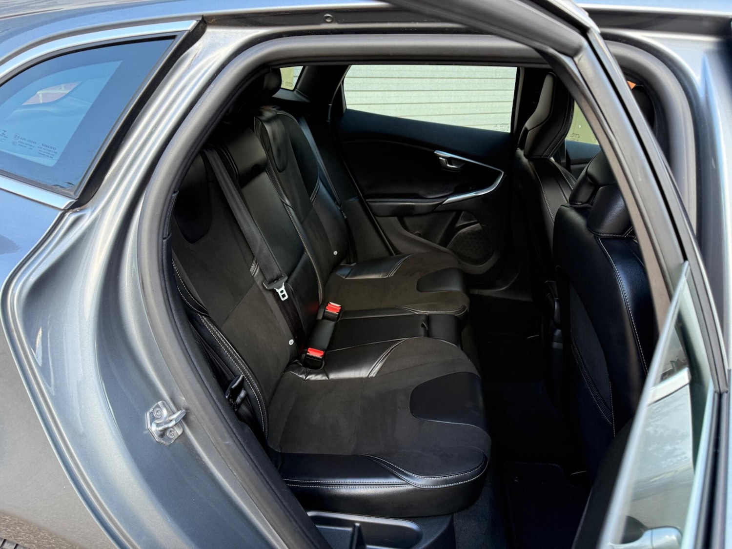 Used Volvo V40 2018 for sale - 76314802: Photo 19