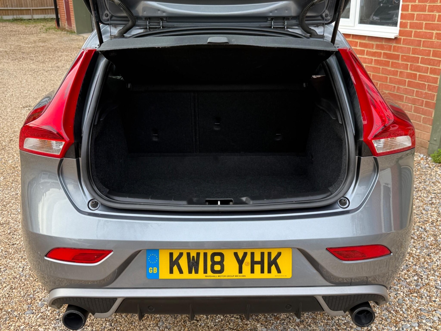 Used Volvo V40 2018 for sale - 76314802: Photo 27